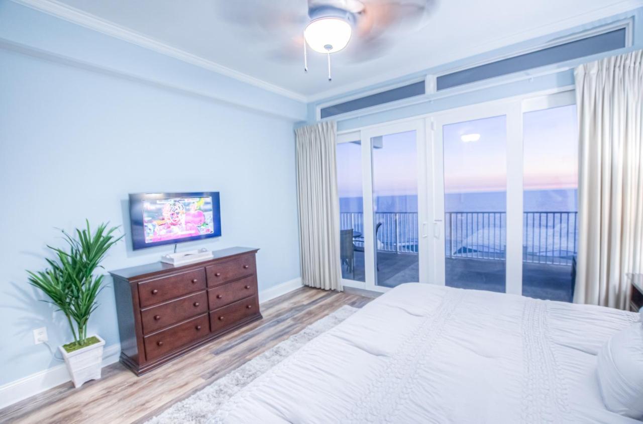 Large 3 Bd Penthouse 2120 In Laketown, Great Views And Amenities! * Panama City Beach